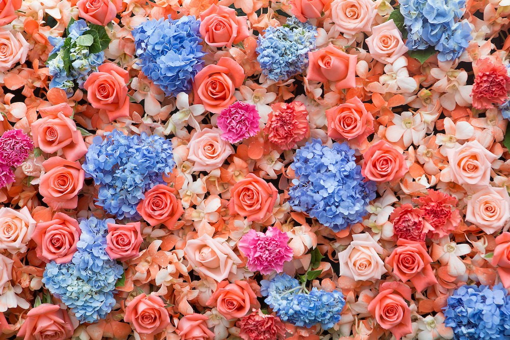 Düğün Çiçekleri Çiçek Desenli Duvar Kağıdı Modeli